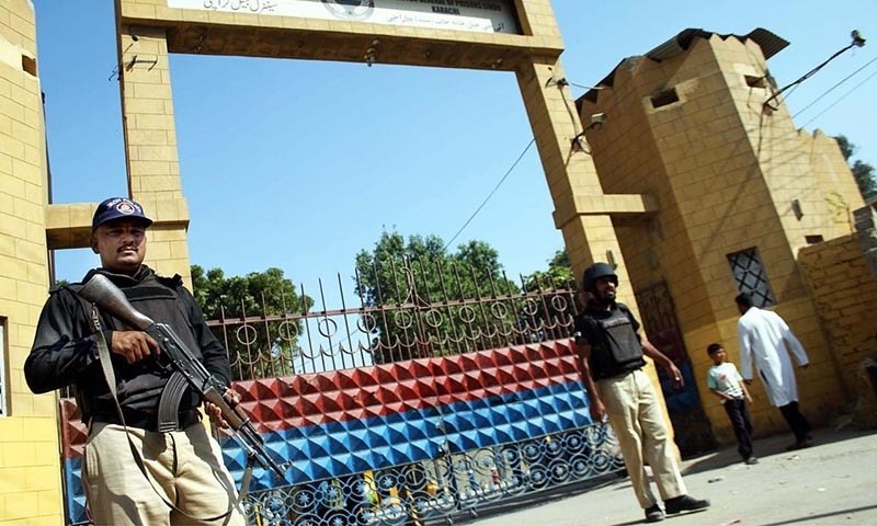 Two more convicts hanged in Lahore and Karachi